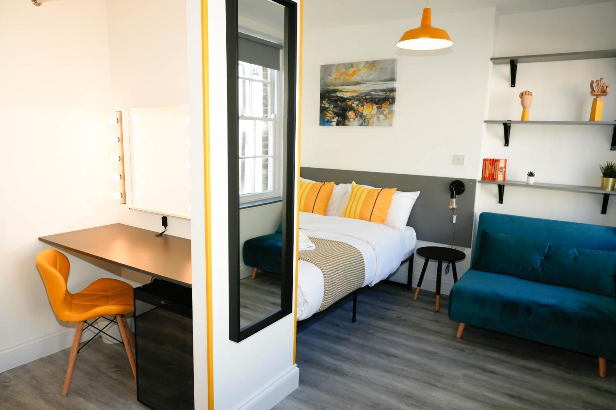 Luxury Rooms In Camden Town Near Shops, Cafes, Bars & Metro With Shared Bathrooms Лондон Екстер'єр фото