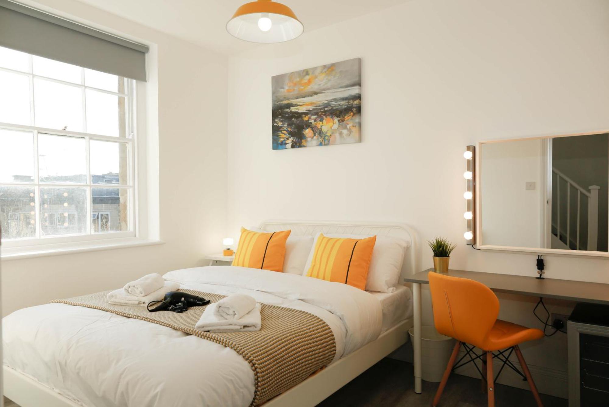 Luxury Rooms In Camden Town Near Shops, Cafes, Bars & Metro With Shared Bathrooms Лондон Екстер'єр фото